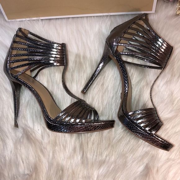 NIB! HP!! Michael Kors Leann Leather Strappy Evening Sandals - Picture 5 of 12